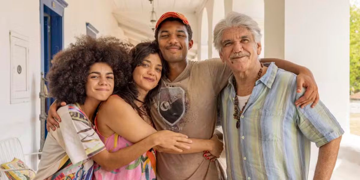 Zinha, Morena, João Pedro e Deocleciano em Renascer (Foto: Reprodução / Globo)