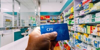 O ato de Informar o CPF em estabelecimentos como farmácias e shoppings é bem comum para ter descontos (Foto Reprodução/Internet)