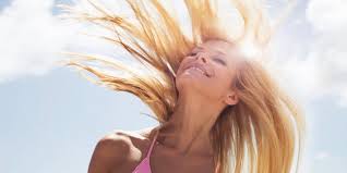 O ideal é deixar o cabelo secar naturalmente (Foto Reprodução/Pinterest)