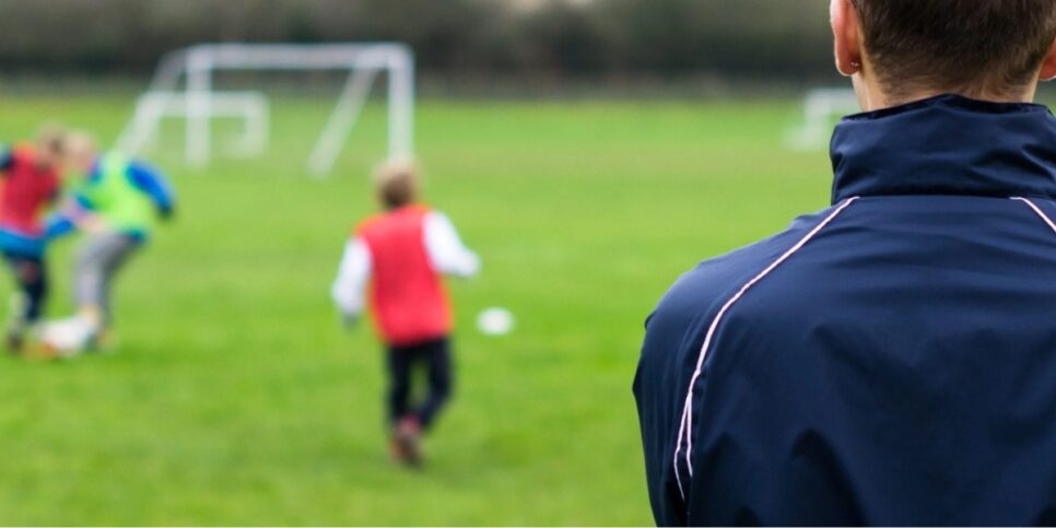 Técnico de futebol é preso por estupro - (Foto: Reprodução / Internet)