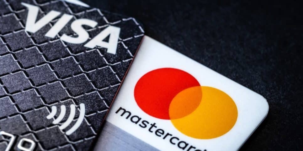 Adeus de serviço da Visa e Mastercard após décadas em país (Foto: Reprodução/ Internet)