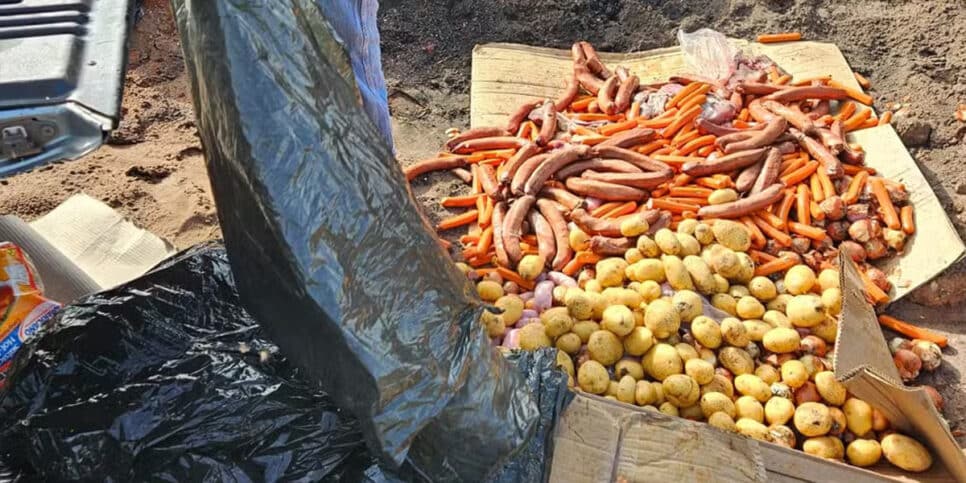 Carnes e legumes são apreendidos em supermercado de Guaraí — Vigilância Sanitária de Guaraí (Foto: Reprodução - G1)