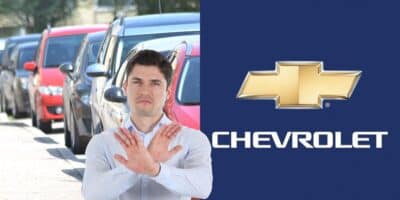 Carros e logo da Chevrolet - Foto Reprodução Internet