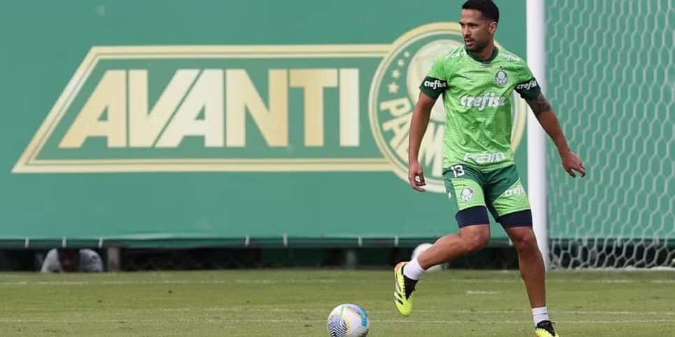 Luan durante treino do Palmeiras na Academia de Futebol — Foto: Cesar Greco