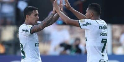 Dudu e Rony durante partida do Palmeiras pelo Campeonato Brasileiro — Foto: Cesar Greco