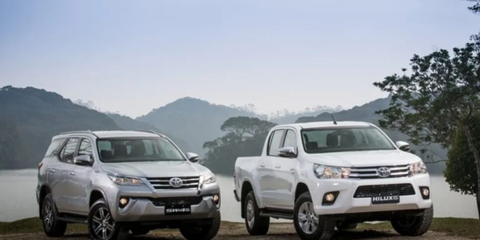 Hilux e SW4 perderam versões flex no Brasil (Foto: Divulgação/Toyota)