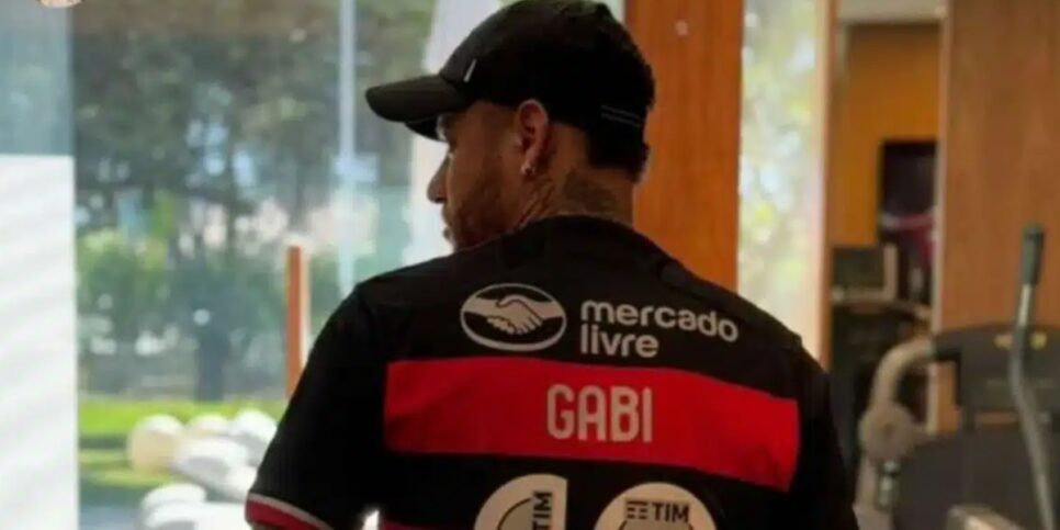 Neymar com a camisa do Flamengo (Foto: Reprodução/ Instagram)