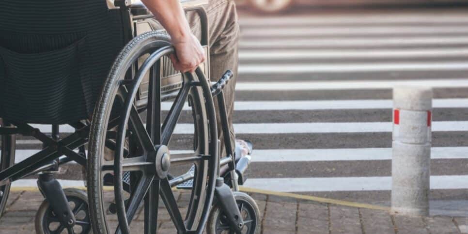 Pessoas com deficiência são discriminadas por motoristas de aplicativos (Foto: Reprodução/ Internet)