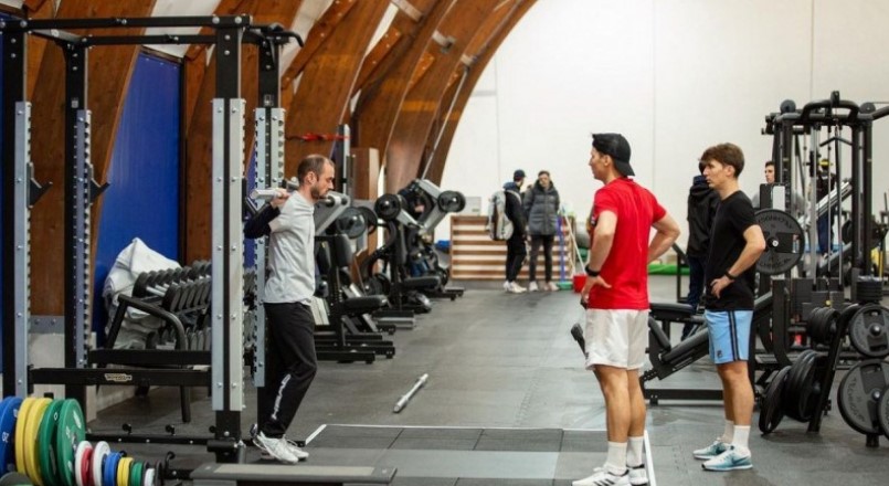 A academia recebia os torneios do ATP 250 (Foto: Reprodução / Instagram / Novak Tennis Center)
