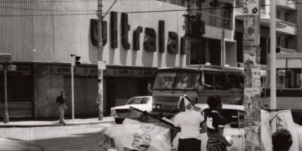 Falência, Ultralar, Casas Bahia