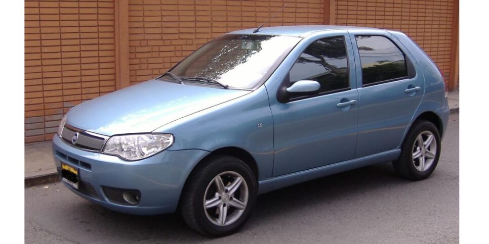 Fiat Palio 2005 está entre os carros que estarão livres do IPVA (Foto: Internet)