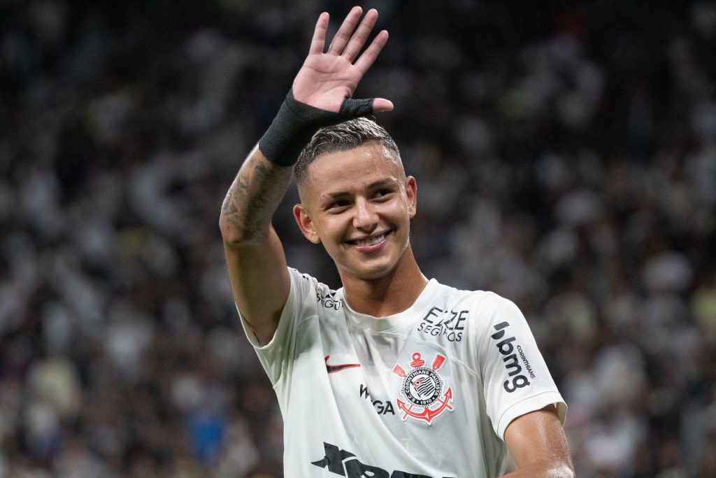 Kayky no Corinthians (Foto: Luis Pacca/Central do Timão)