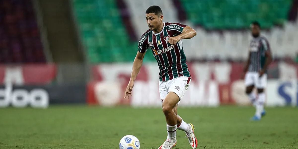 André é um dos principais jogadores da posição (Reprodução: Lucas Merçon/Fluminense FC)