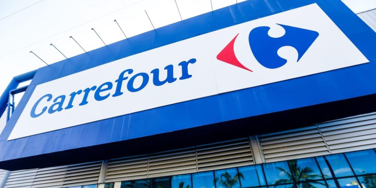 Carrefour segue sendo a maior rede do país (Reprodução: Internet)