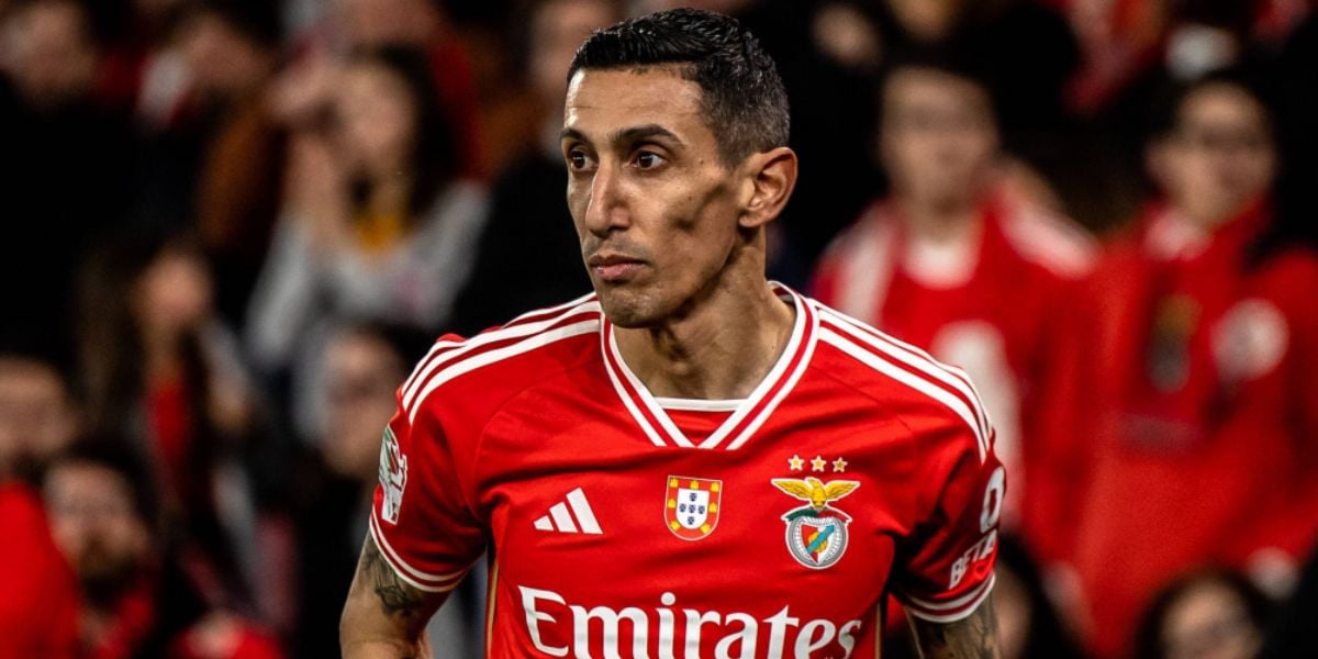 O atacante defende as cores do Benfica (Reprodução: Benfica/Divulgação)