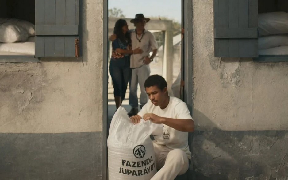 João Pedro (Juan Paiva) deu o nome de Juparáyby para fazenda que herdou na novela Renascer (Foto: Reprodução / Globo)