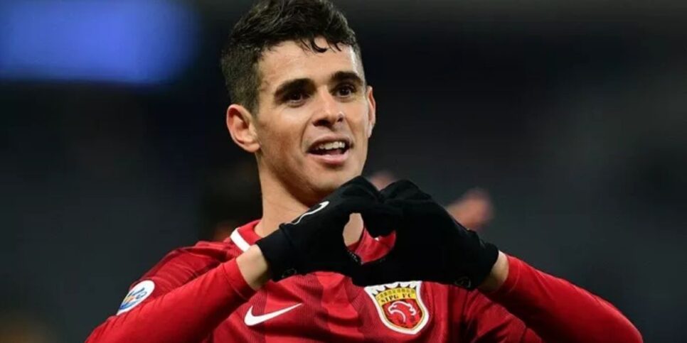 O jogador de futebol, Oscar segue no Shangai Port até que o governo toma decisão final (Reprodução: AFP)