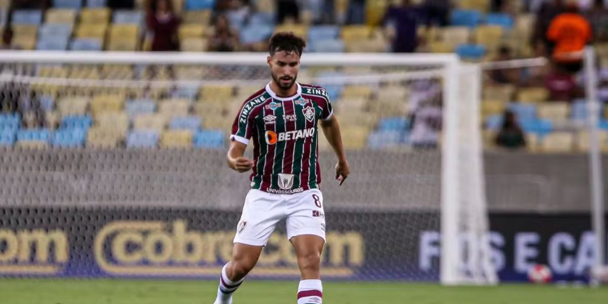 Martinelli saiu com dores ainda no primeiro tempo (Reprodução: Marcelo Gonçalves/Fluminense)