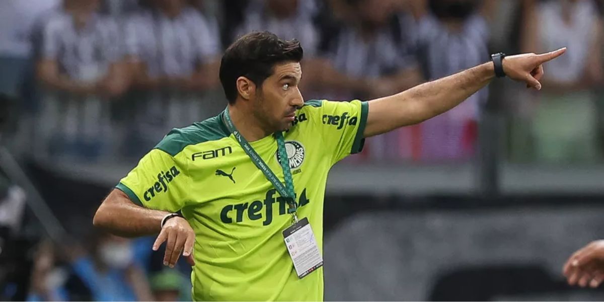 Abel Ferreira não quer abrir não de seus jogadores de futebol (Reprodução: Cesar Greco)