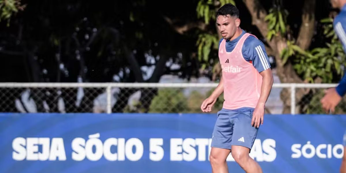 Fabrizio Peralta está treinando normalmente (Reprodução: Gustavo Aleixo/ Cruzeiro)