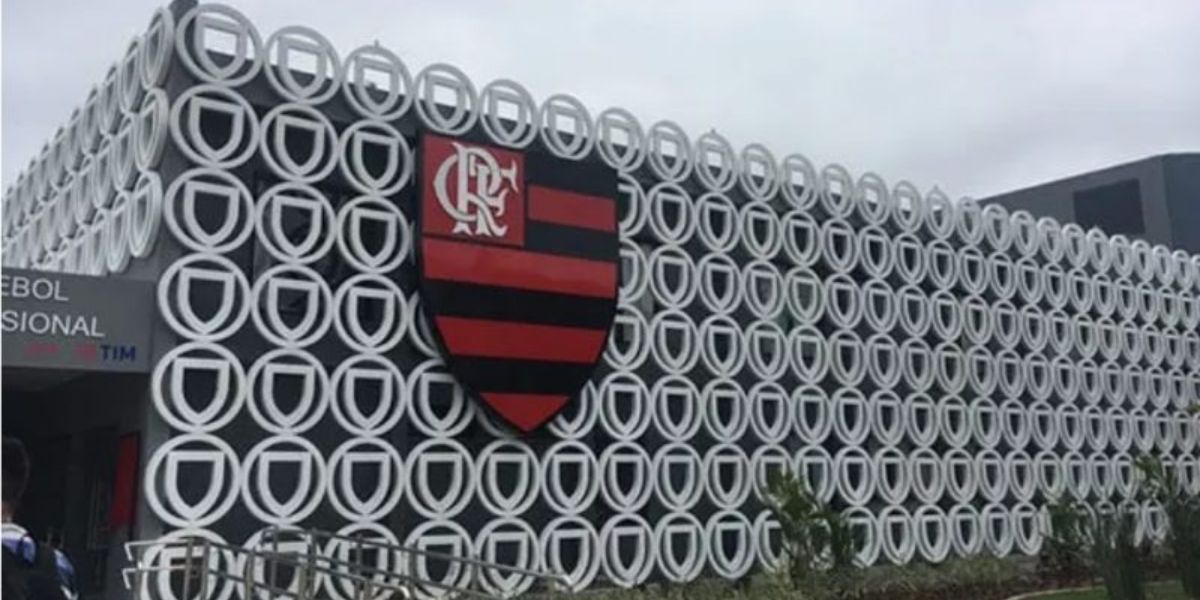 Flamengo ganhou mais de 10 títulos com o rapaz no cargo (Reprodução: Internet)