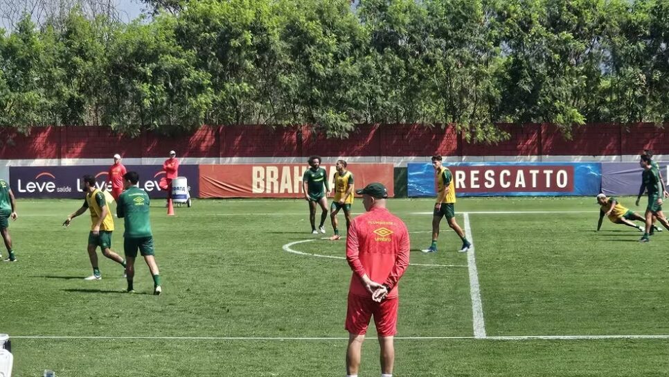 Marcelo voltou a treinar após sofrer lesão (Foto: Marcello Neves)