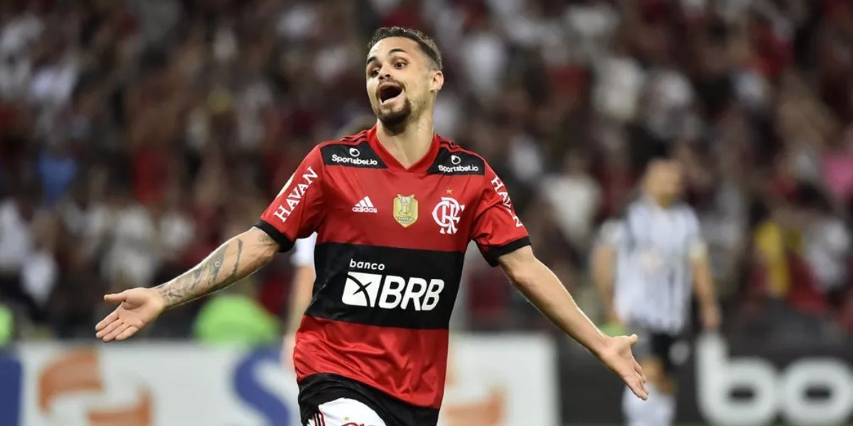 O jogador de futebol prometeu que voltaria ao Flamengo (Reprodução: André Durão)