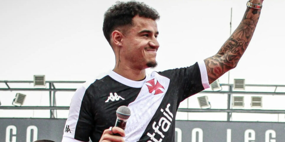 Está FORA! Pedrinho se desespera com adeus de Coutinho (Foto: Matheus Lima/Vasco)