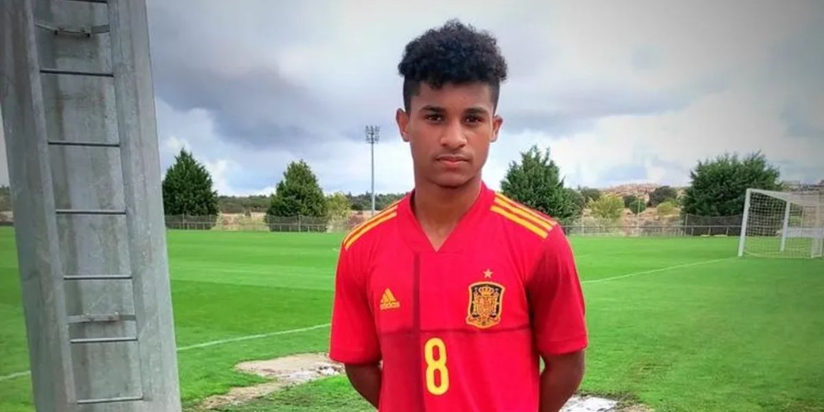 Wesley Dual convocado para o Sub17 da Espanha (Reprodução: Espanha/Divulgação)