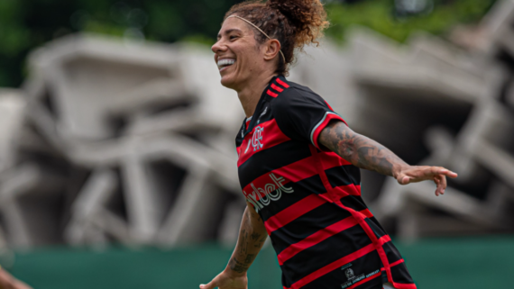 Cristiane assinou com o Flamengo no início do ano (Foto: Reprodução/ Internet)