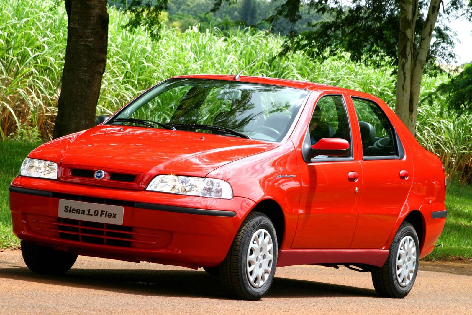 Fiat Siena - Foto: Internet