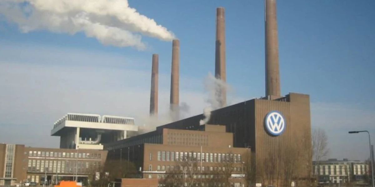 Sede da Volkswagen em Wolfsburg (Foto: Reprodução / Poder 360)