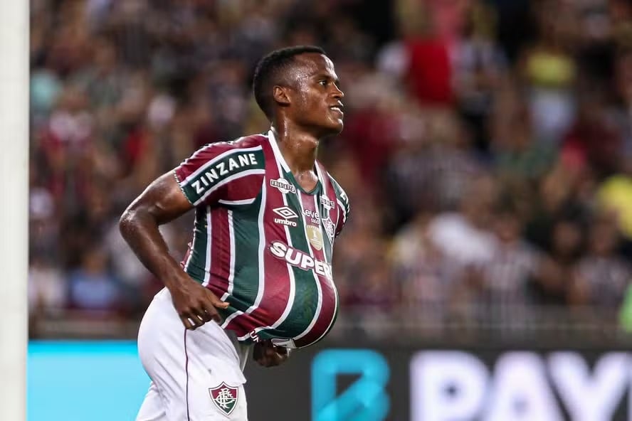 Arias (Foto: Lucas Merçon / Fluminense)