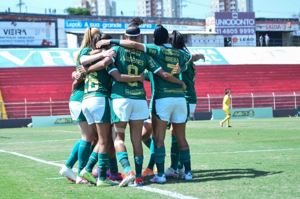 Jogadoras do futebol feminino do Palmeiras (Foto: Staff Images/CBF)