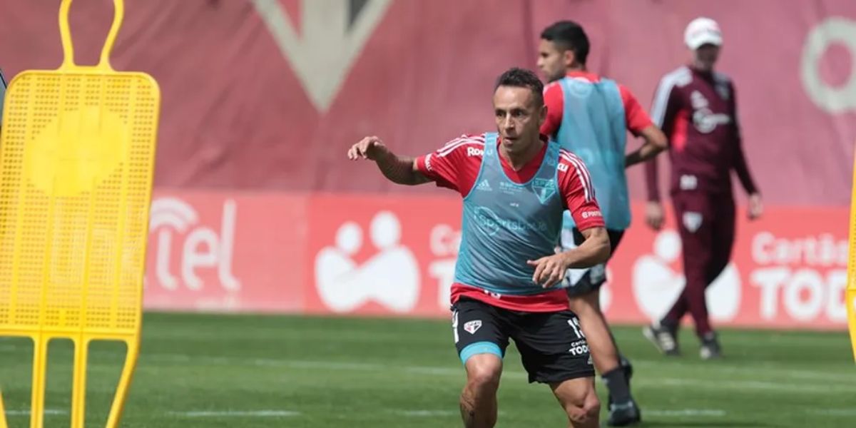 Rafinha deve fazer seus últimos meses como jogador profissional (Reprodução: Rubens Chiri)