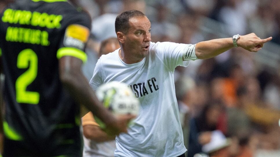 Armando Gonçalves Teixeira, técnico de futebol do Cuiabá (Foto: Getty Images)