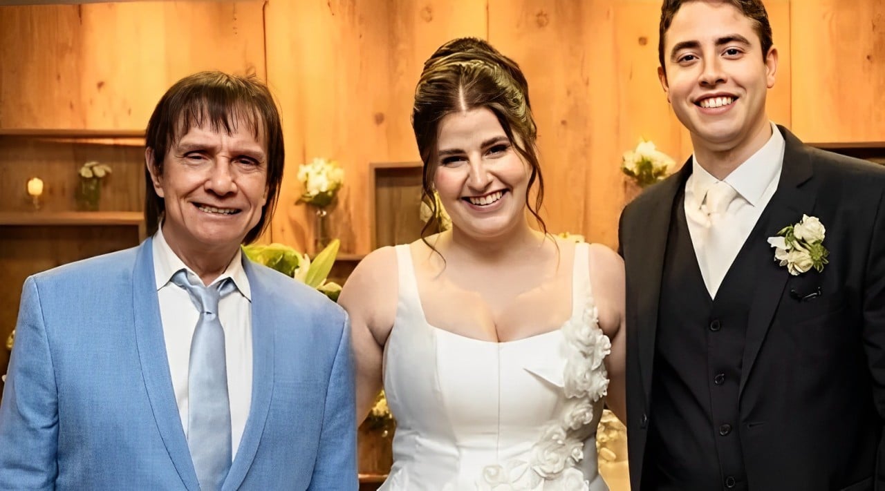 Roberto Carlos no casamento da neta (Foto: Reprodução/@robertocarlosoficial)