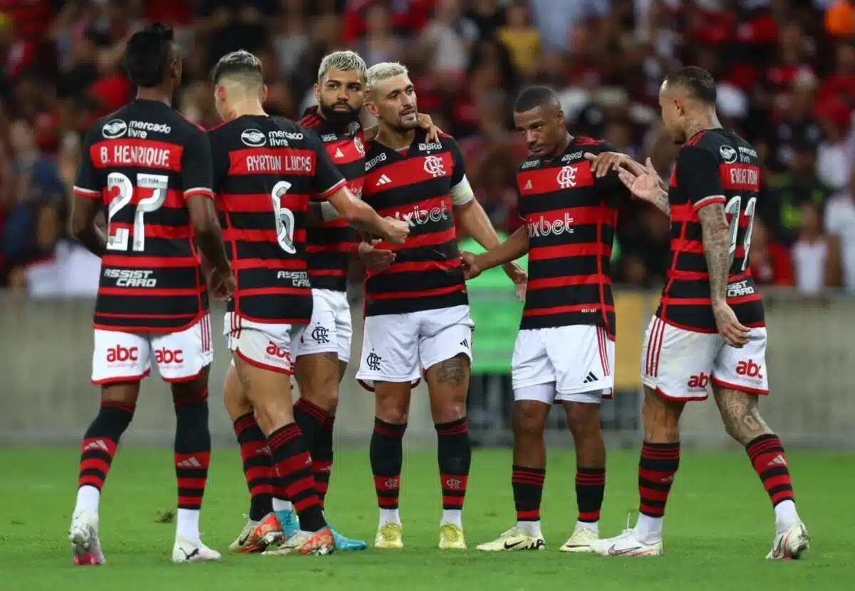 Elenco do Flamengo - (Foto: Divulgação / Flamengo)