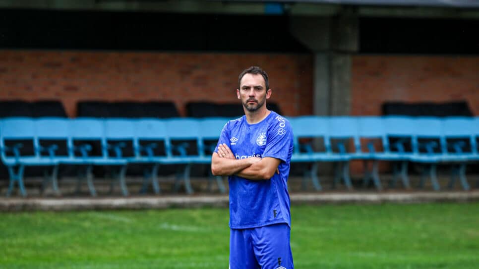 Fernando Garcia é anunciado como novo técnico da categoria Sub-17 da Base do Grêmio (Foto: Reprodução - Grêmio FC)