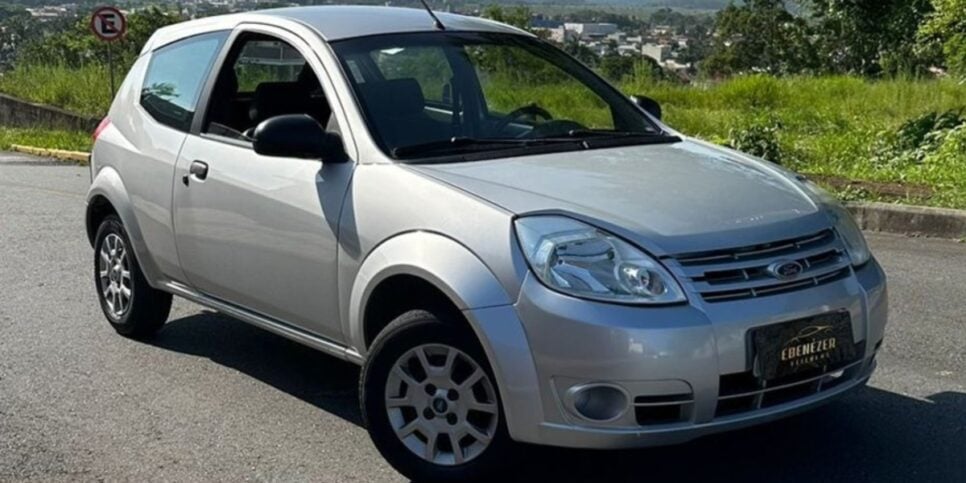 Ford Ka 1.0 8V/1.0 8V ST Flex 3p (Foto: Reprodução/ Internet)