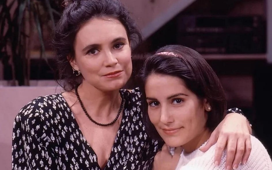 Regina Duarte e Gloria Pires como Raquel e Maria de Fátima na primeira versão de Vale Tudo (Foto: Reprodução / Globo)