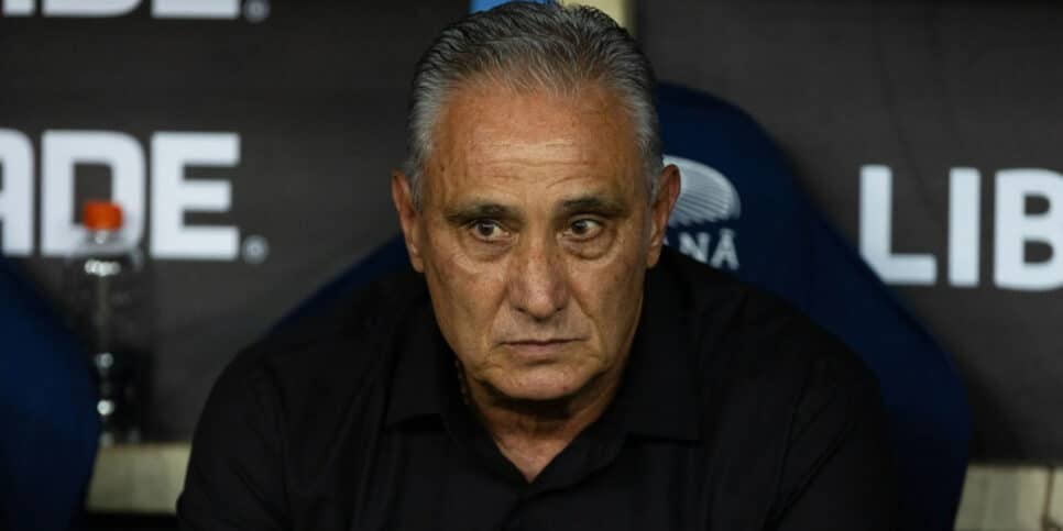 Tite bate o martelo sobre comandar o Grêmio em 2025 (Foto: Ruano Carneiro/Getty Images)