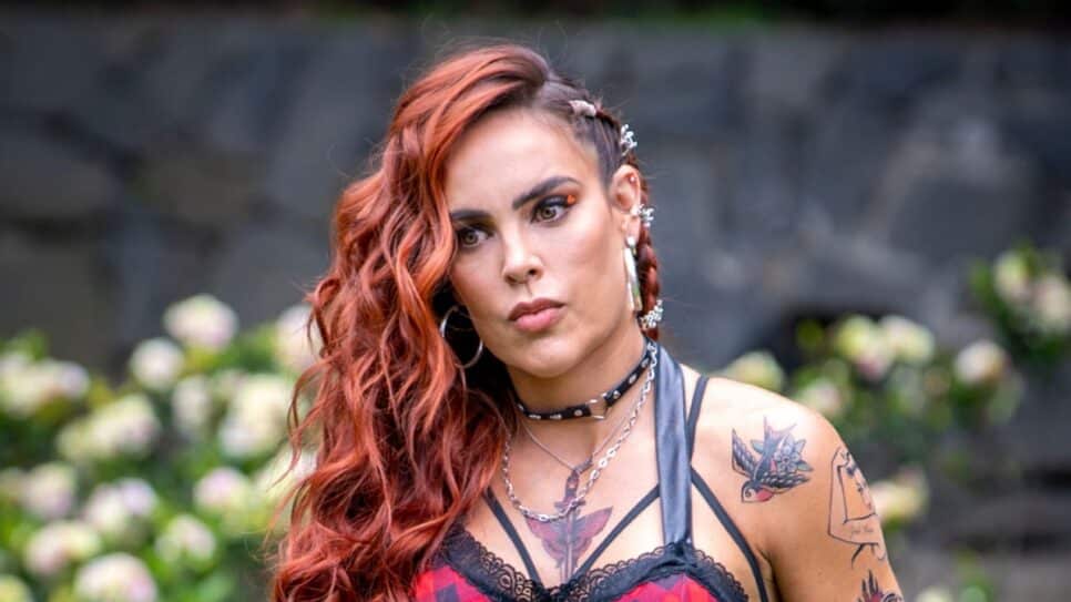 Sara Corrales é Úrsula na novela mexicana (Foto: Reprodução/ SBT)