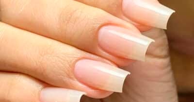 Alongamento em gel natural e unhas inquebráveis (Foto: blog A Antenada)