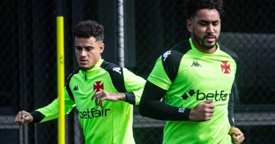 Coutinho e Payet durante treino no Vasco (Foto: Leandro Amorim)