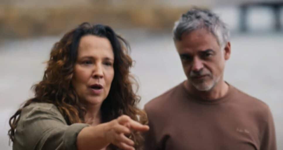 Moema e Nahum foram capturados a mando de Mavi e podem ser resgatados por Luma (Foto: Reprodução/ TV Globo)