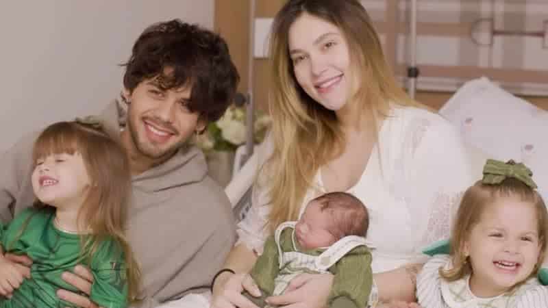 Virginia, Zé Felipe e os três filhos do casal (Foto: Reprodução/ Internet)