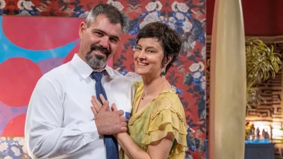 Jayme e Tereza são casal de vizinho de Madá e Doralice, envolvidos em confusão com Osmar (Foto: Reprodução/ Divulgação, TV Globo/ Beatriz Damy)